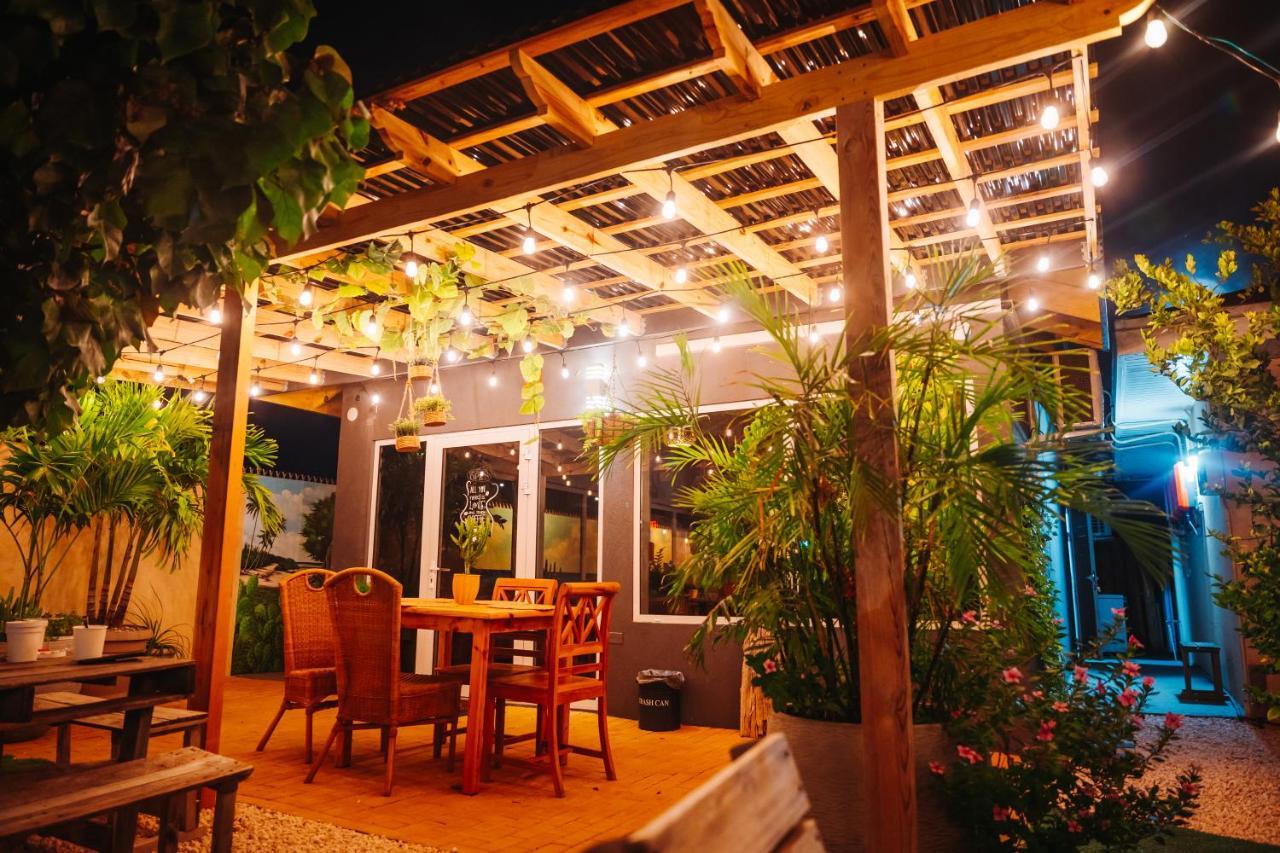 Hotel Rh Boutique Aruba โอรันเยสตัด ภายนอก รูปภาพ